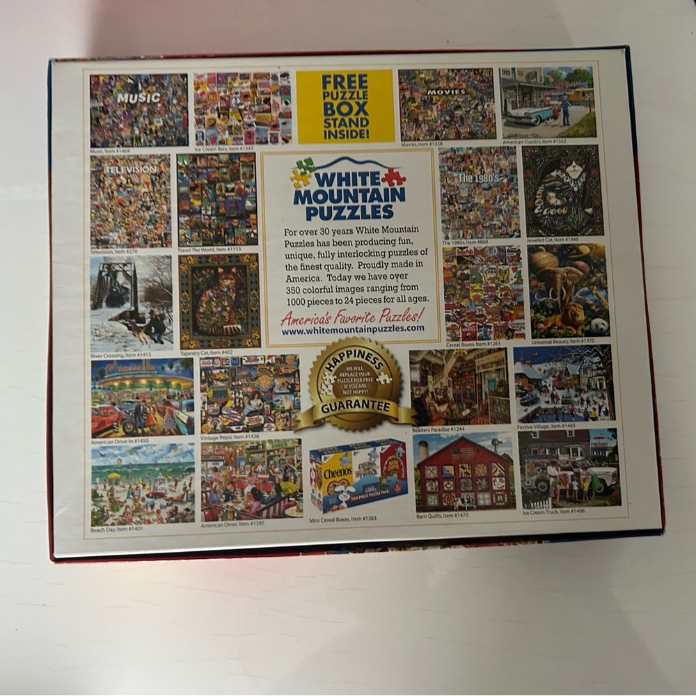 White Mountain The Holidays 1000 Piece Jigsaw Puzzle Multicolor Seasonal Collage - Picture 2 of 2